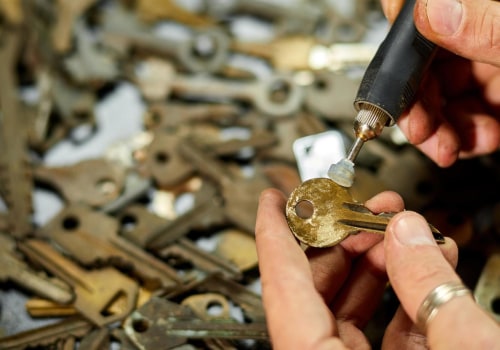 Are Emergency Locksmiths in Athol ID Certified and Insured?